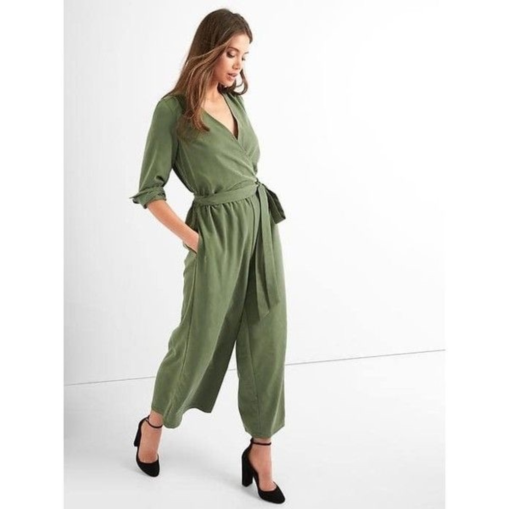 NWT GAP Tie Culotte Jumpsuit